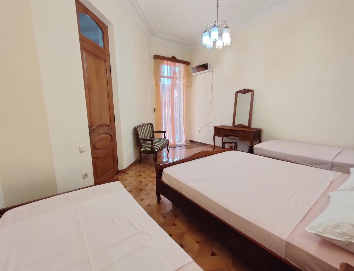 Batumi Sun Hostel Exterior photo