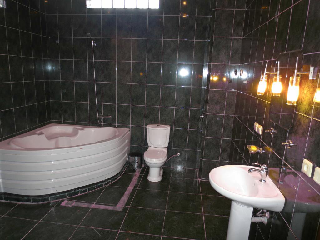 Batumi Sun Hostel Room photo